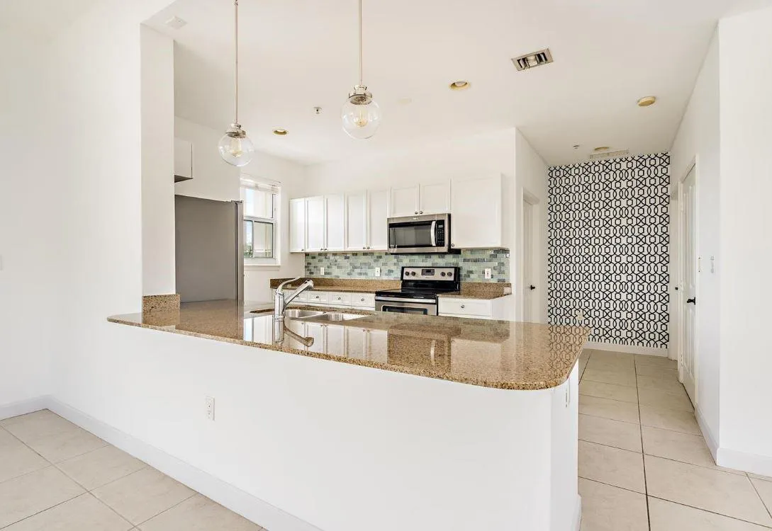 3960 N Flagler Drive, #306