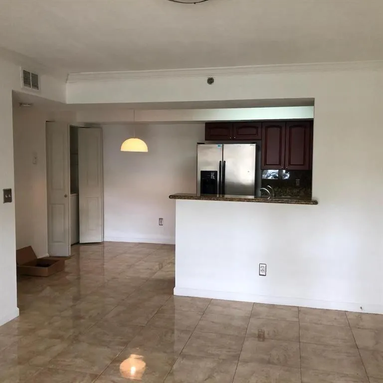 5560 NW 61st St, #705