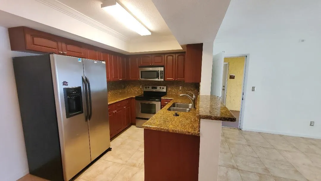 5560 NW 61st St, #705