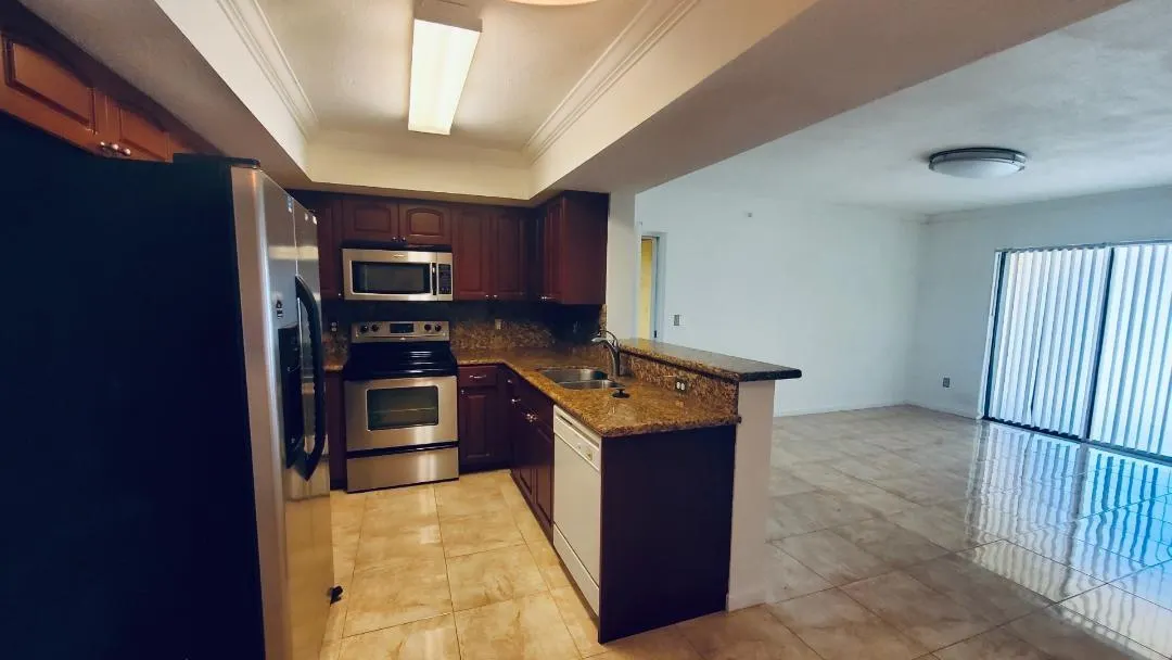 5560 NW 61st St, #705
