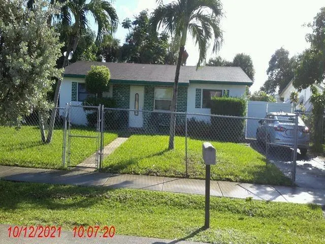 2480 NW 26th Ave