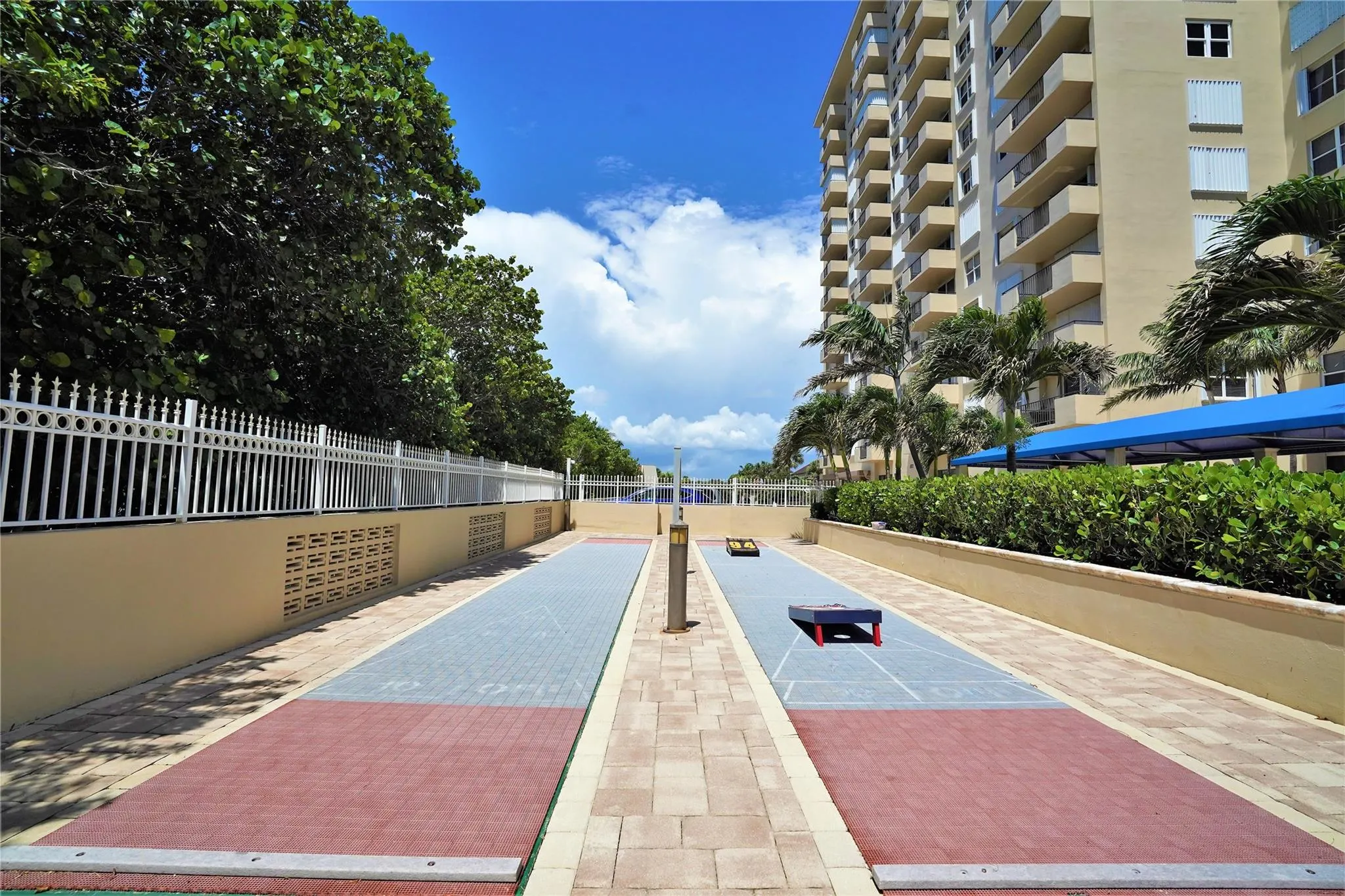 2000 S Ocean Blvd, #10N