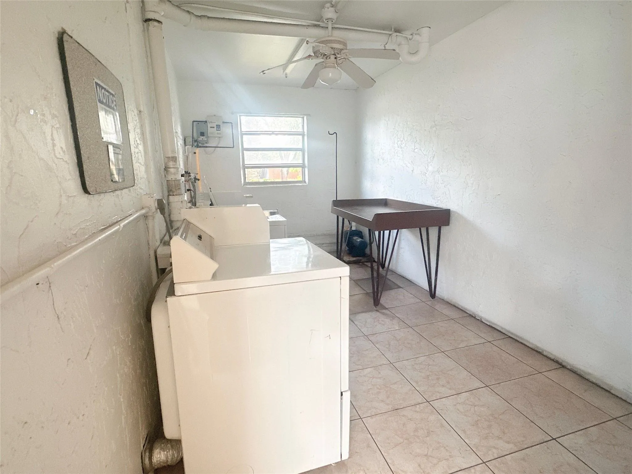 617 S State Road 7, #1G