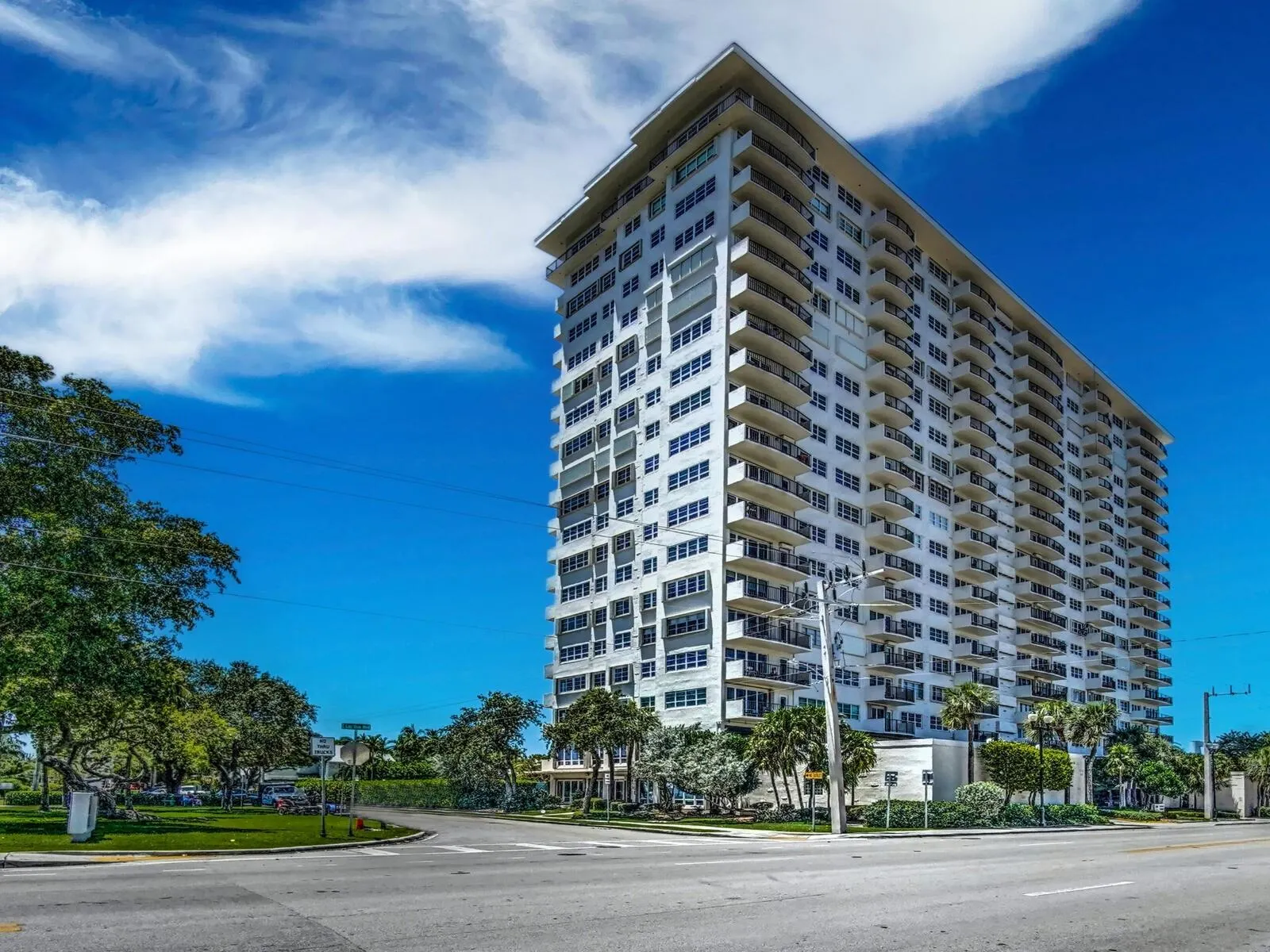 2500 E LAS OLAS BLVD, #707