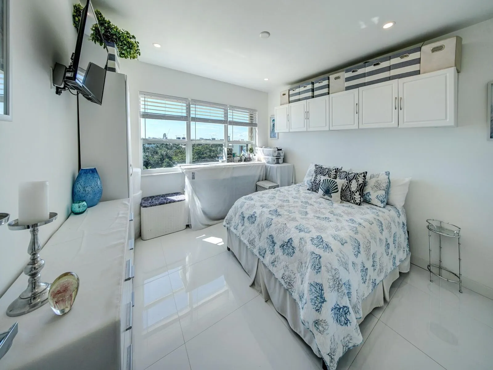 2500 E LAS OLAS BLVD, #707