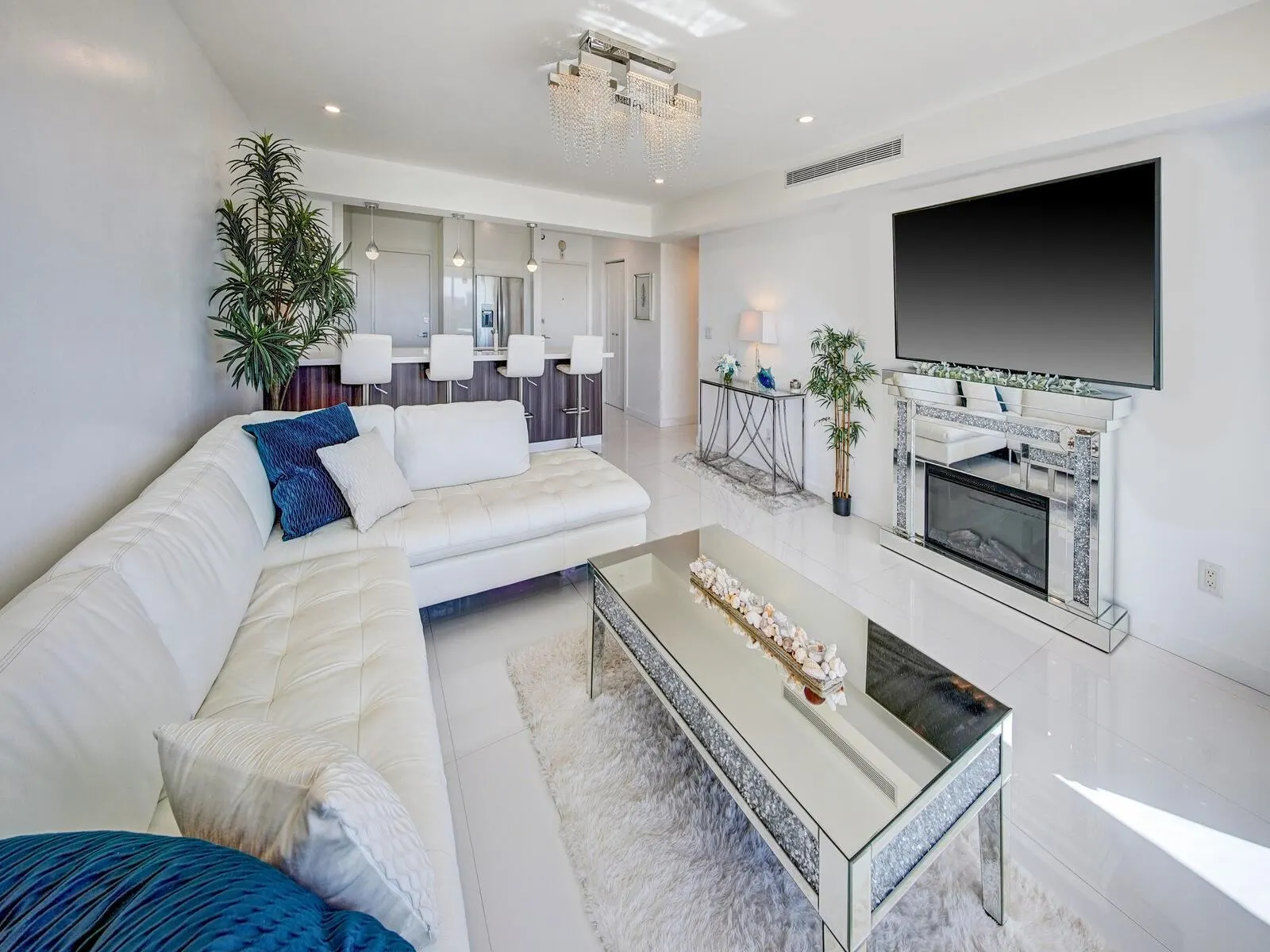 2500 E LAS OLAS BLVD, #707