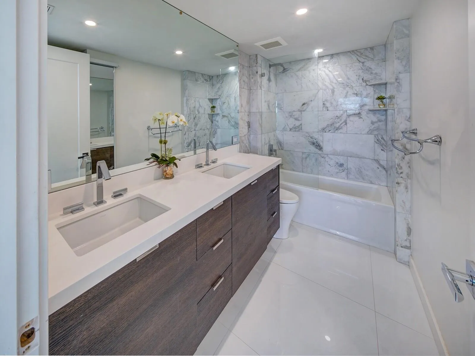 2500 E LAS OLAS BLVD, #707