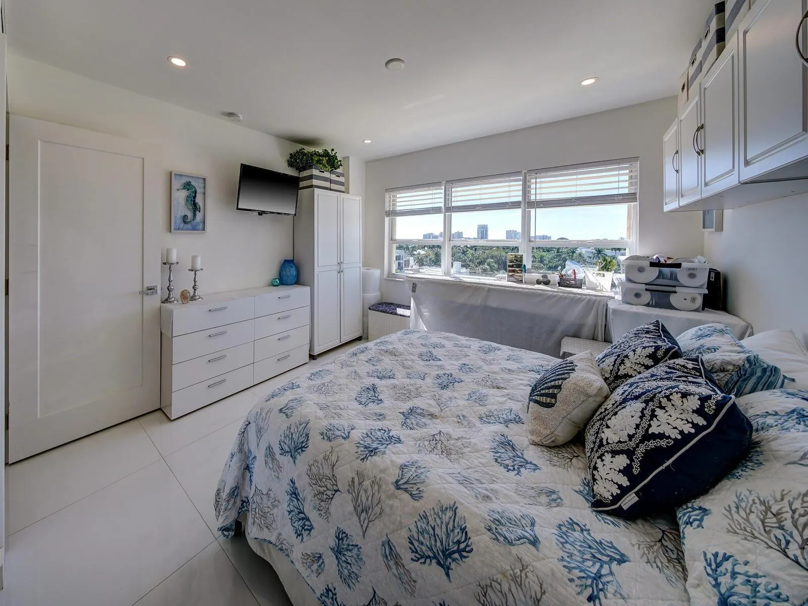 2500 E LAS OLAS BLVD, #707