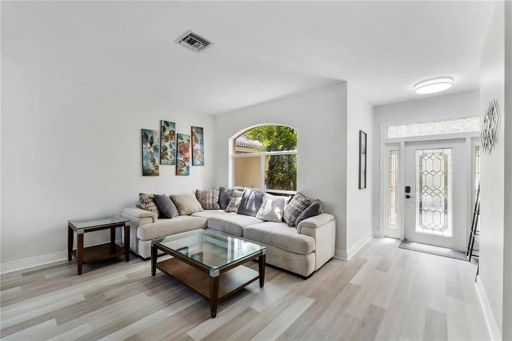 5228 NW 112th Ter