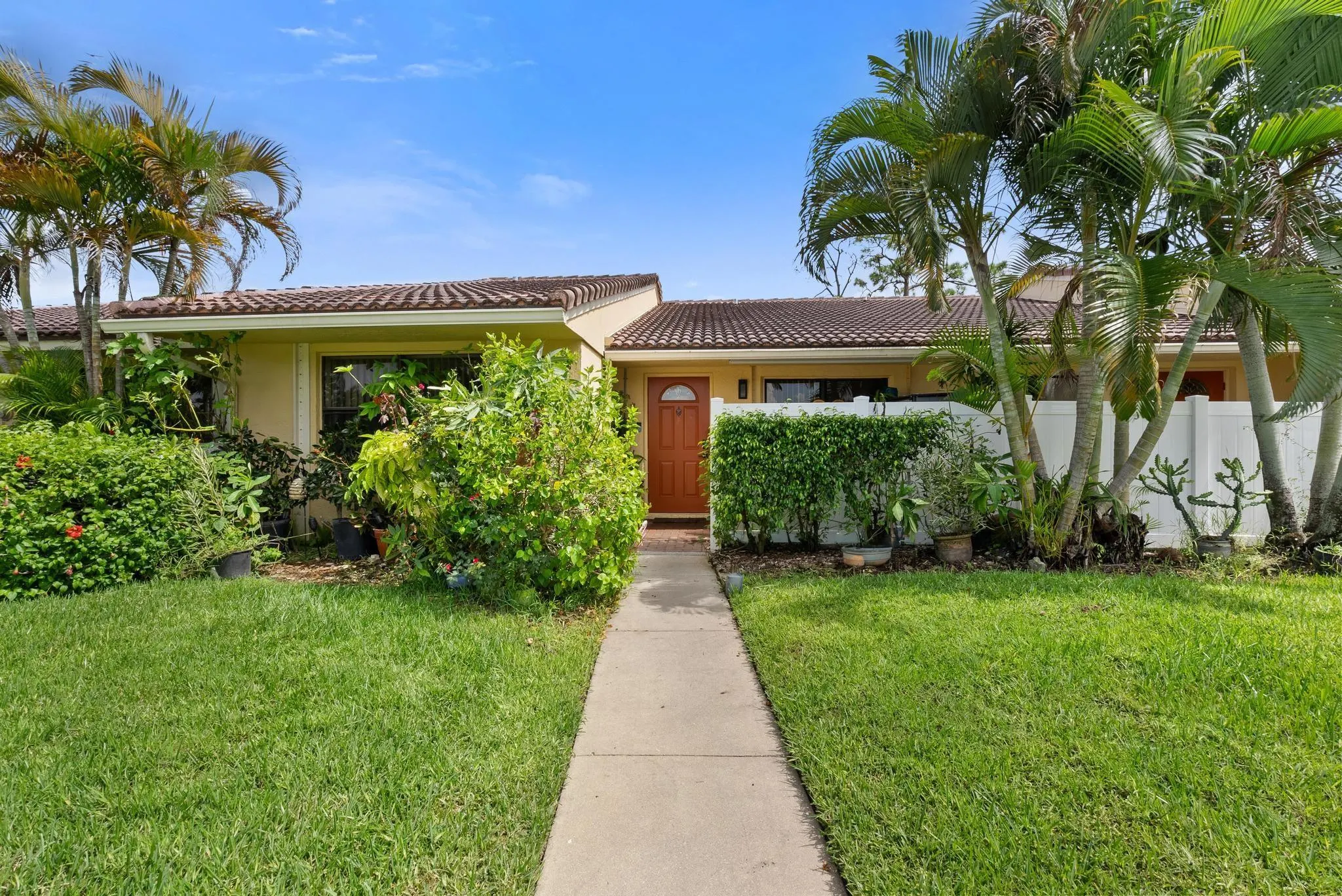 6734 Bridlewood Ct, #6734