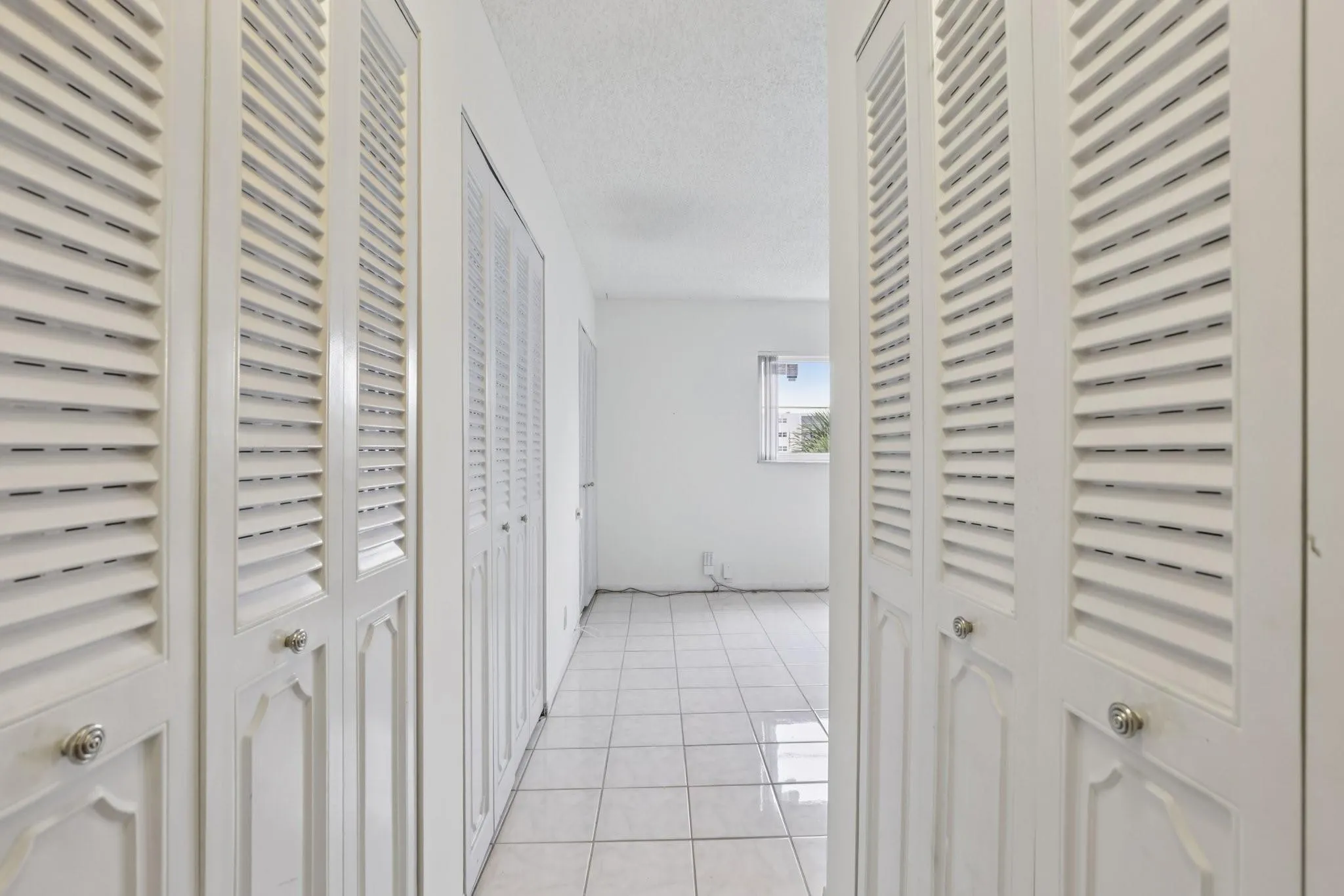 1024 SE 4th Ave, #204