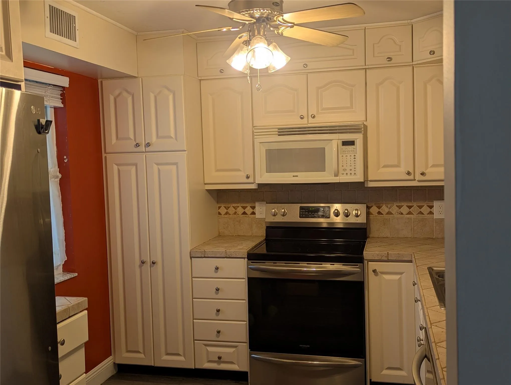 1024 SE 4th Ave, #204