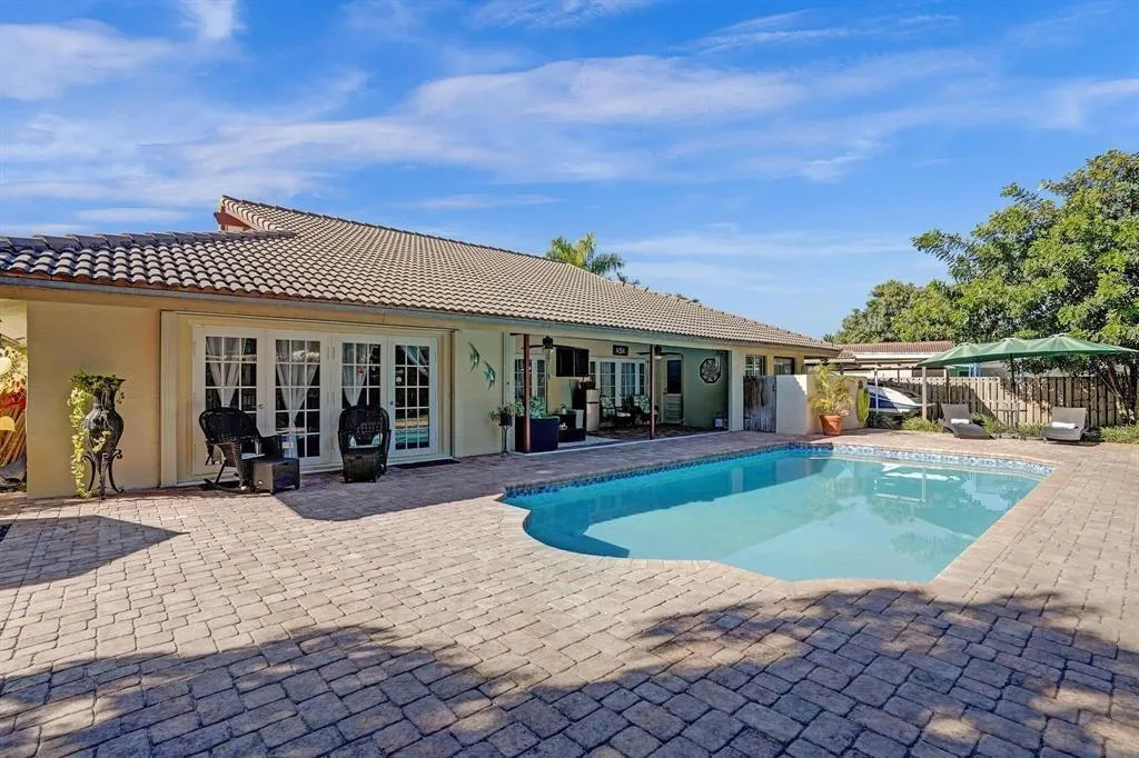 9924 NW 3rd Place