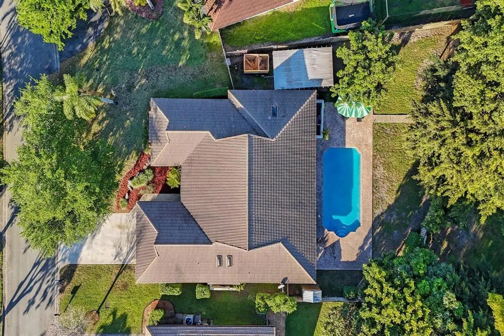 9924 NW 3rd Place