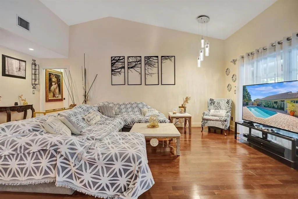 9924 NW 3rd Place