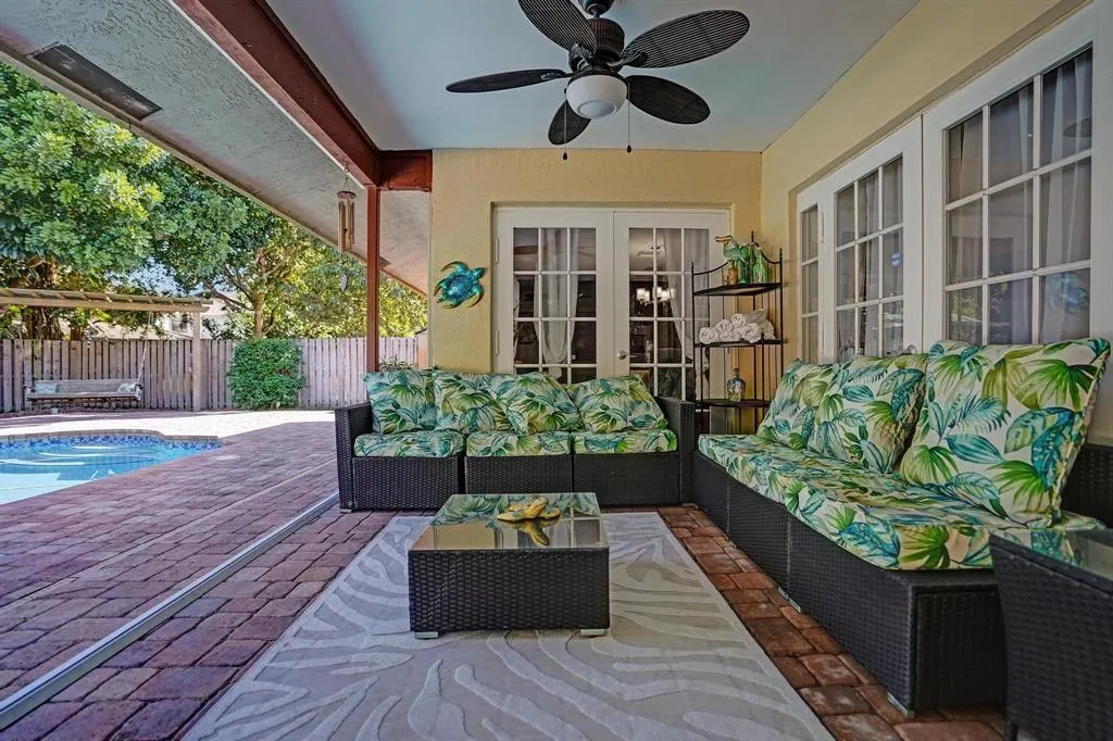 9924 NW 3rd Place