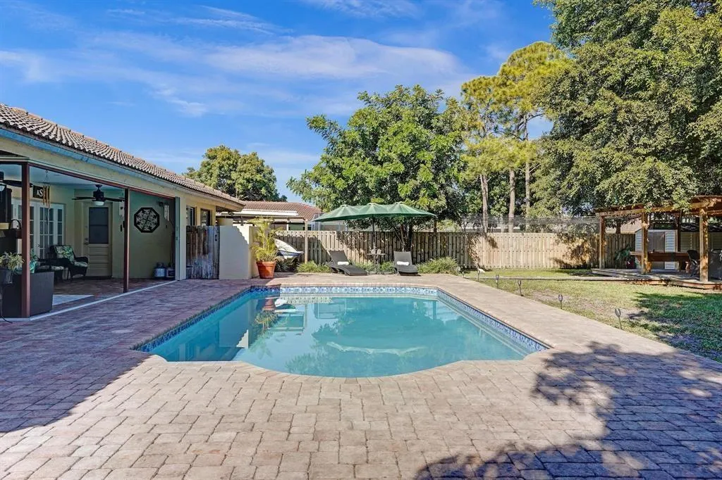 9924 NW 3rd Place