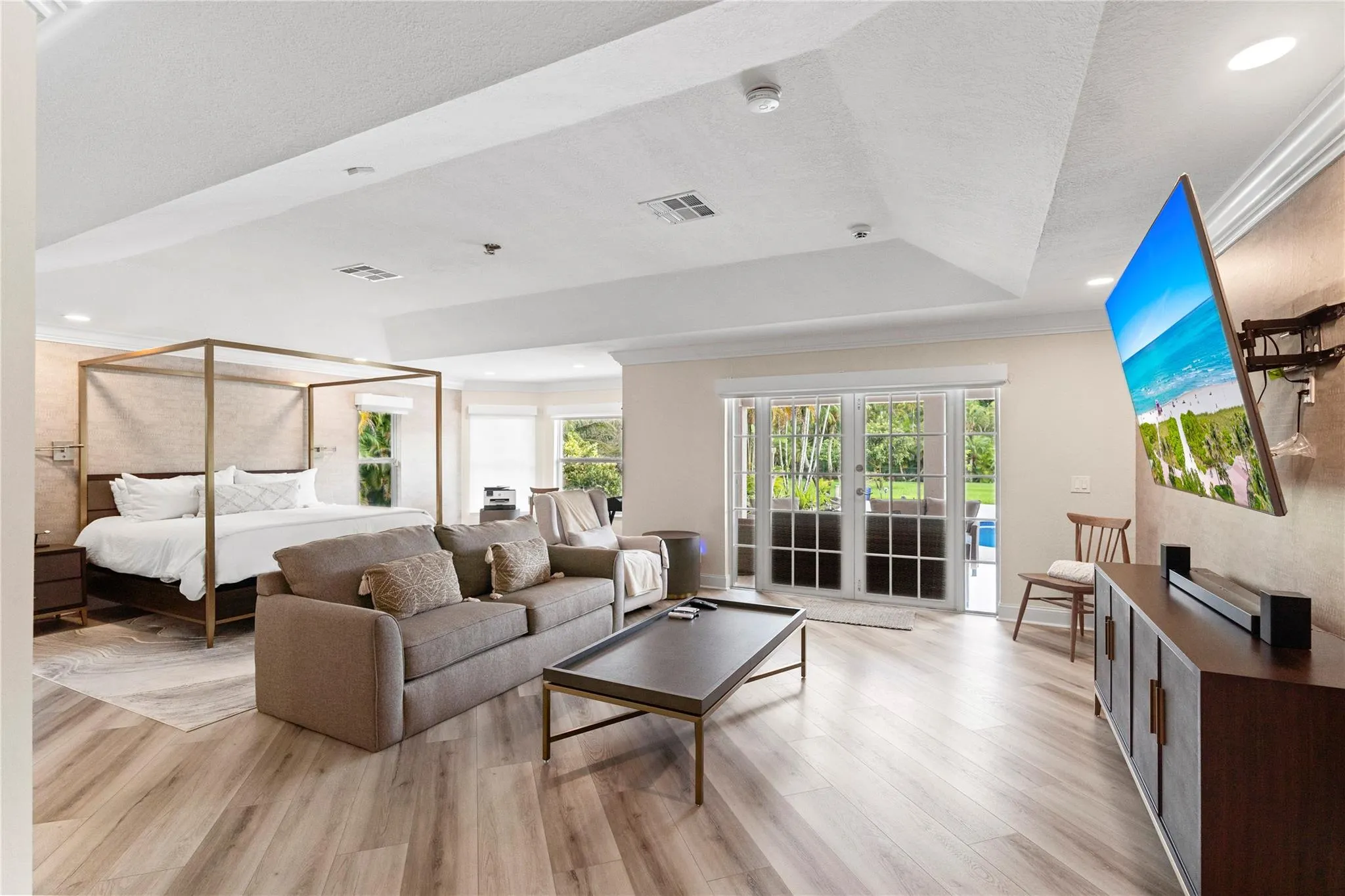 11391 Sundance Ln