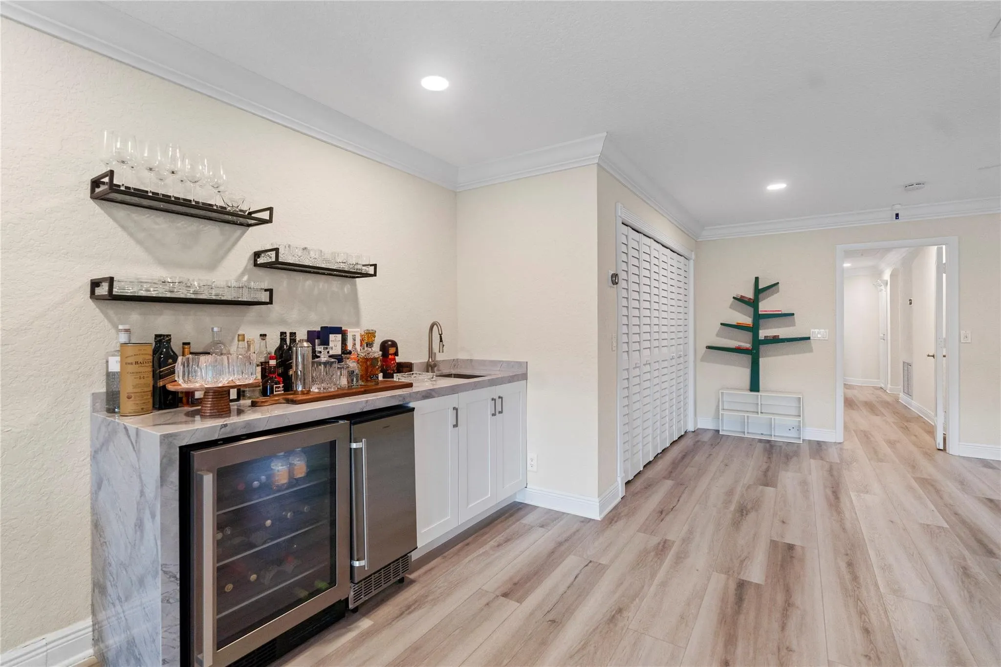 11391 Sundance Ln