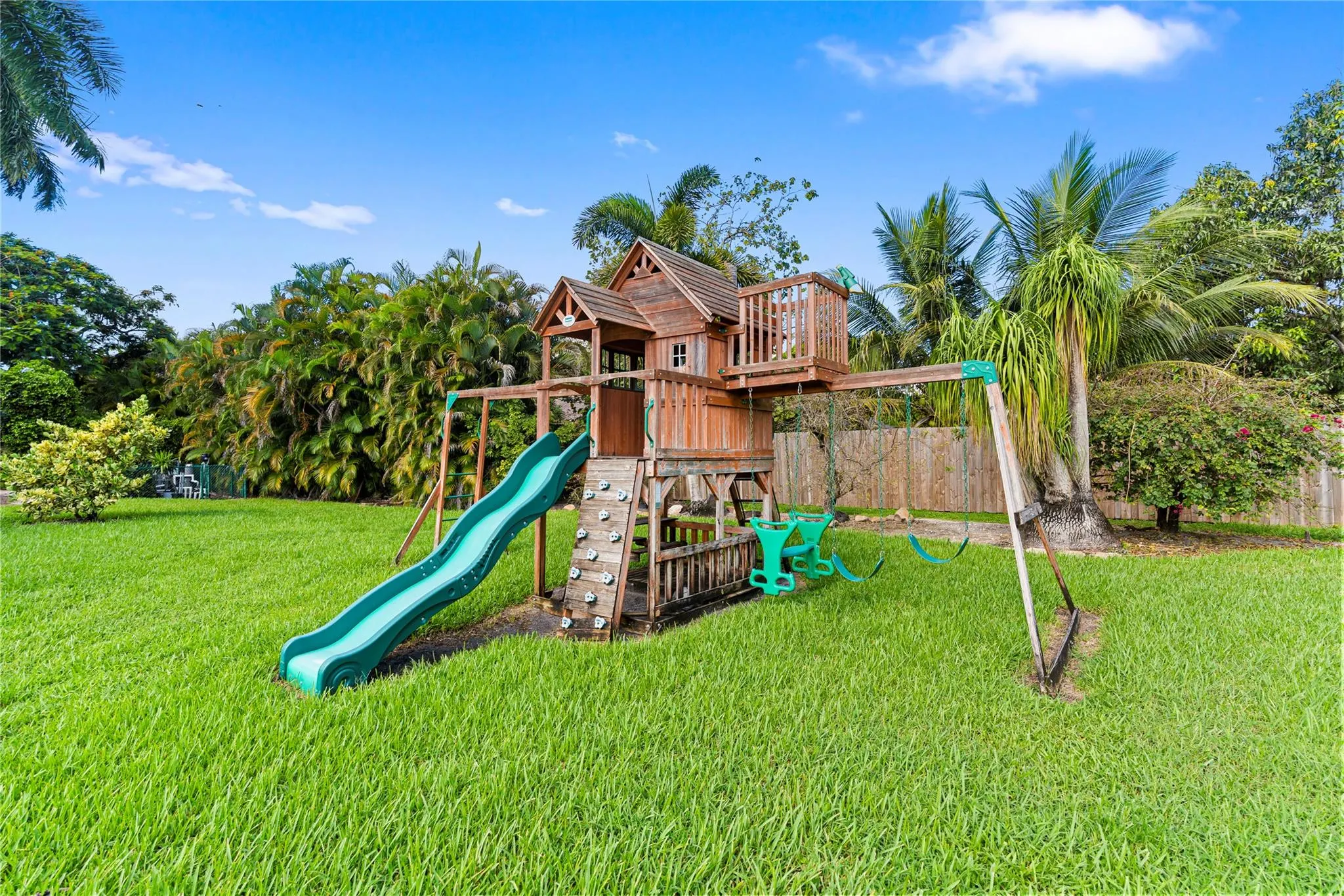 11391 Sundance Ln