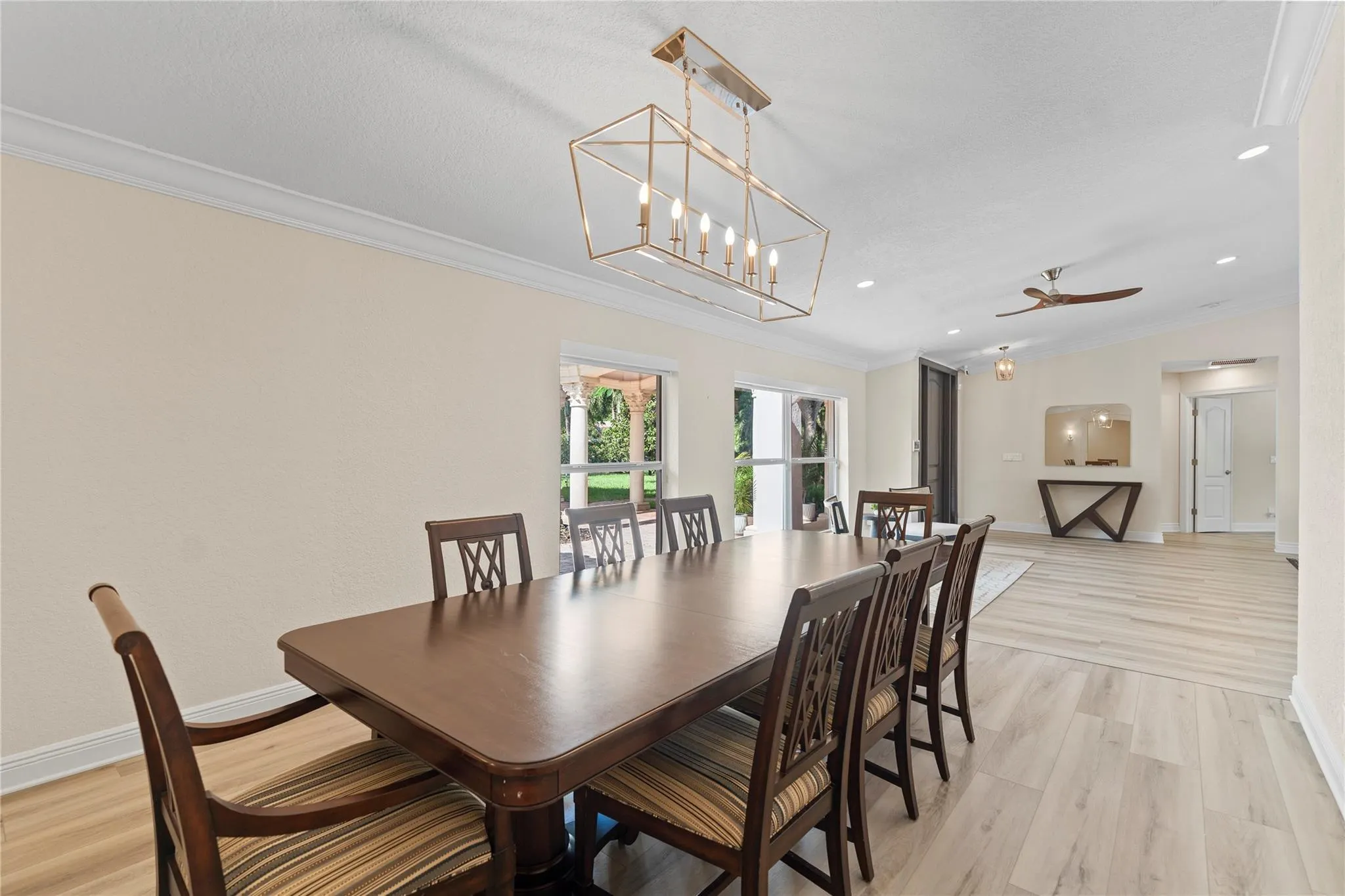 11391 Sundance Ln