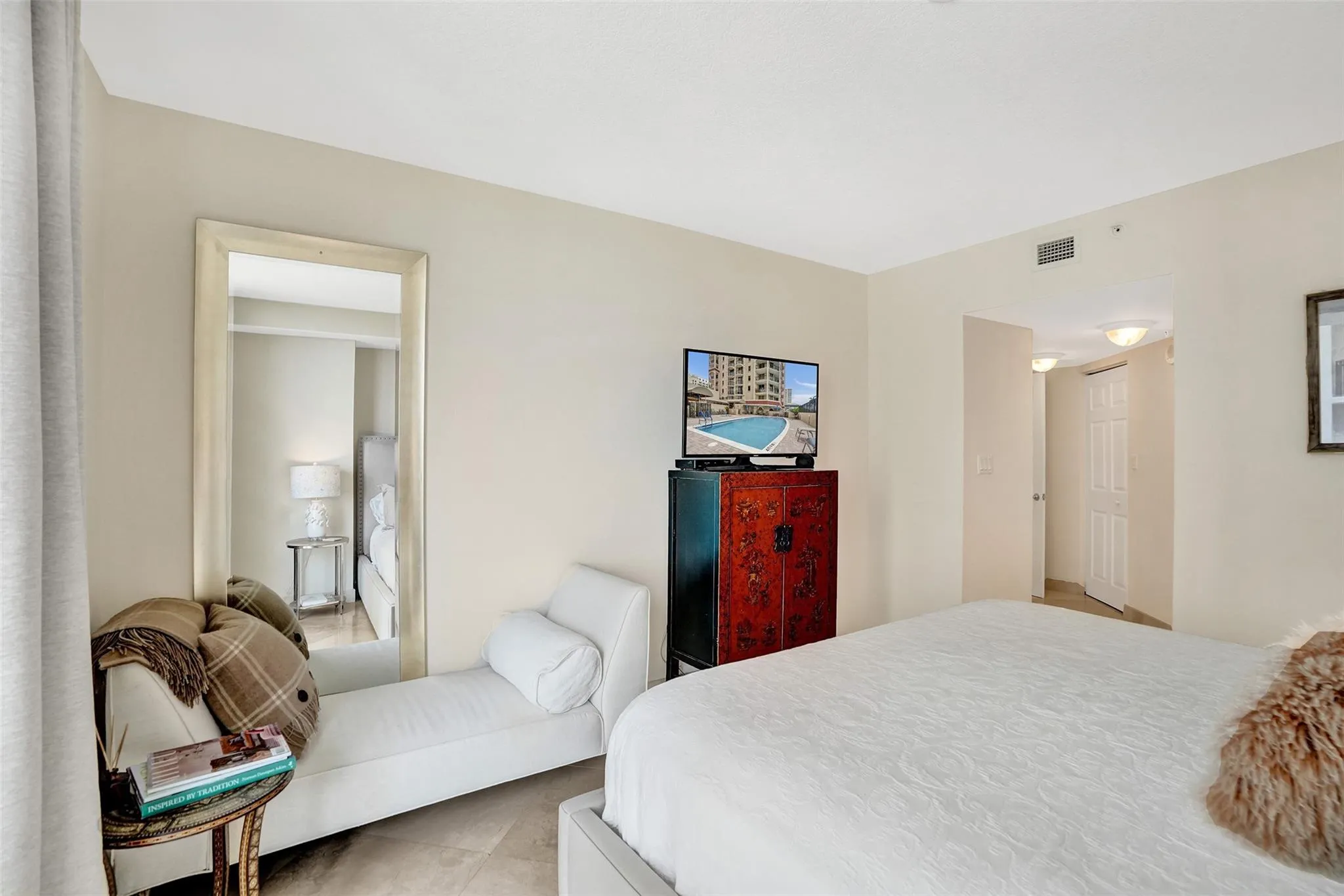 2001 N Ocean Blvd, #1005