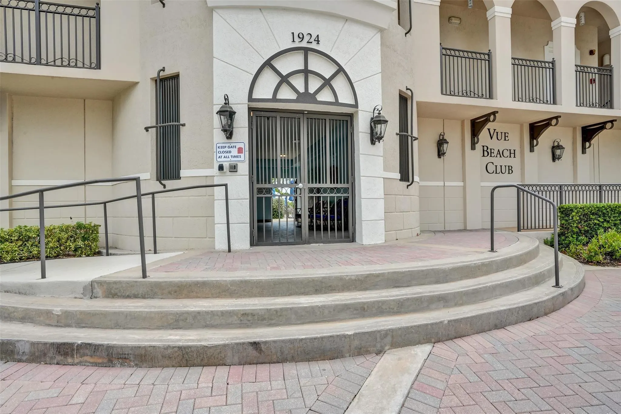2001 N Ocean Blvd, #1005