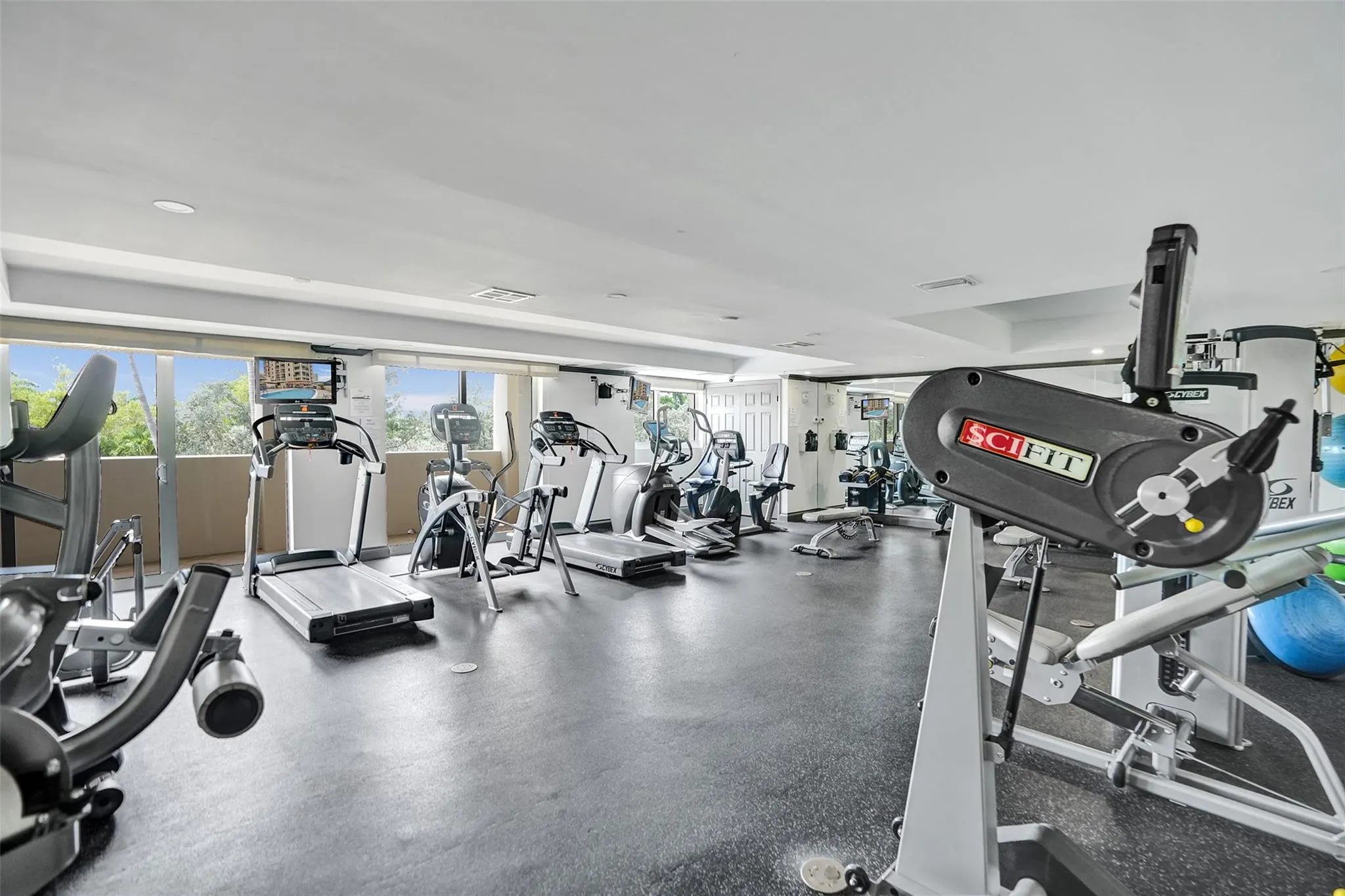 2001 N Ocean Blvd, #1005