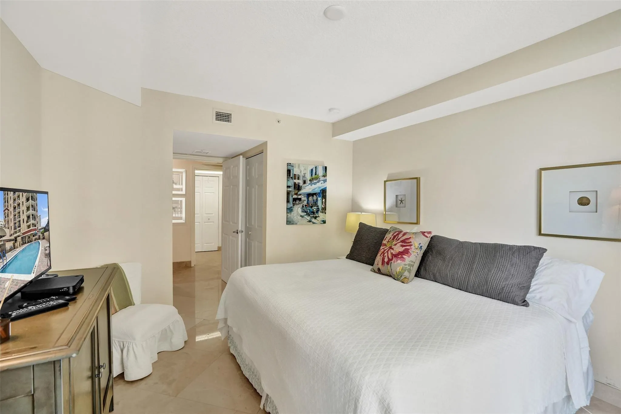 2001 N Ocean Blvd, #1005