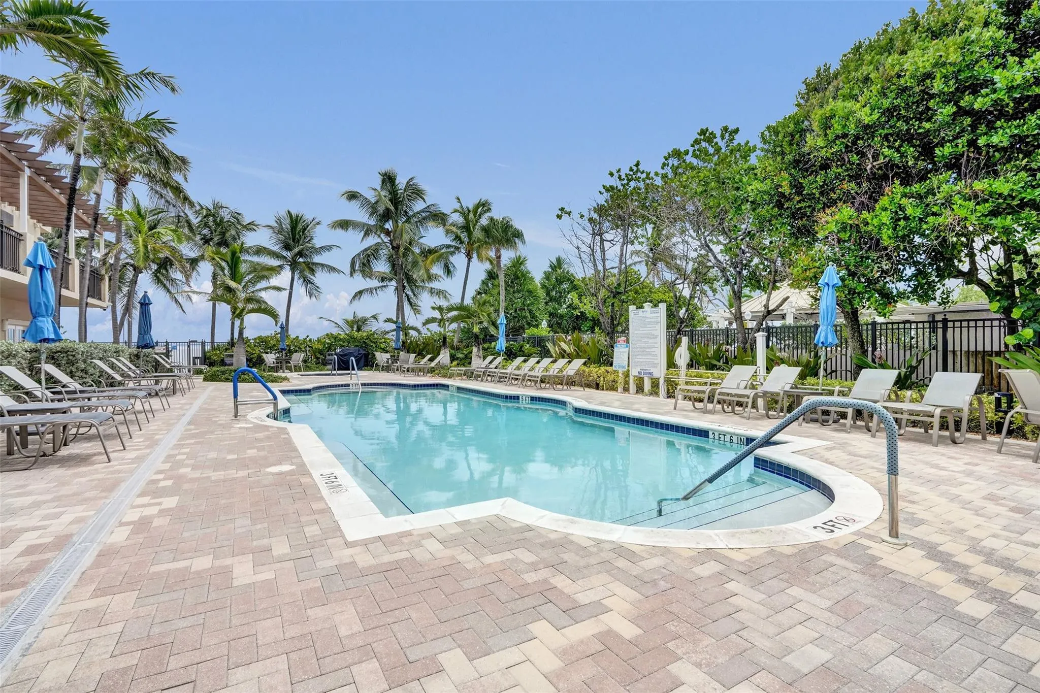 2001 N Ocean Blvd, #1005
