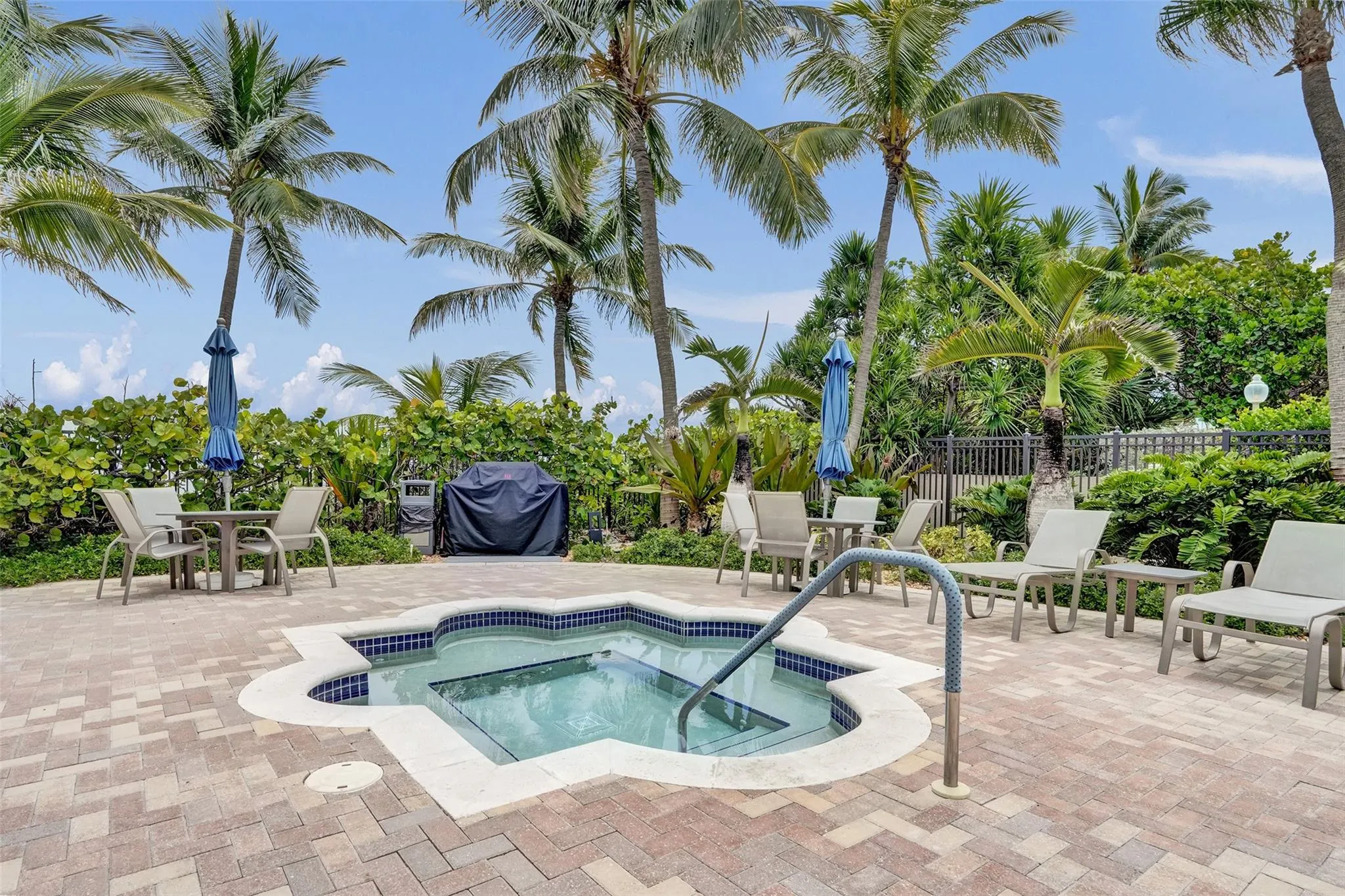 2001 N Ocean Blvd, #1005