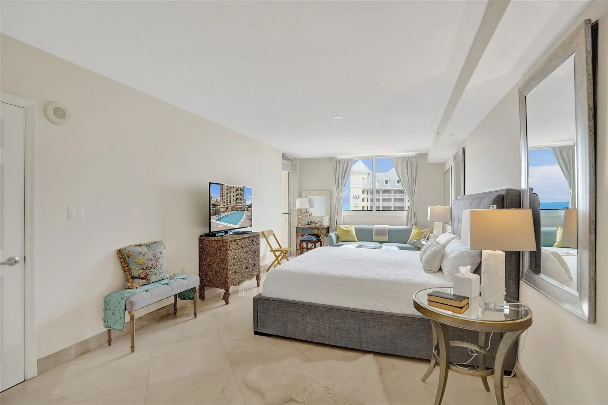 2001 N Ocean Blvd, #1005
