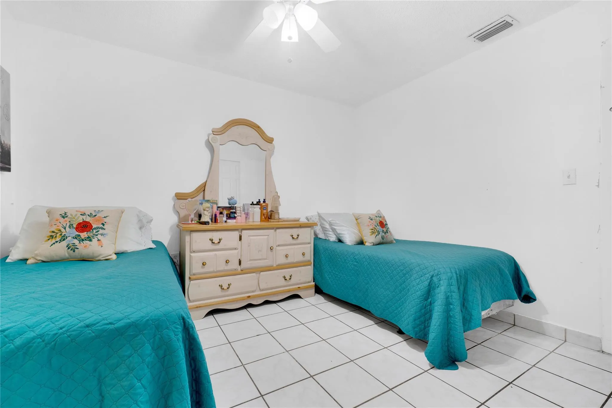 7842 W 34 LN, #202