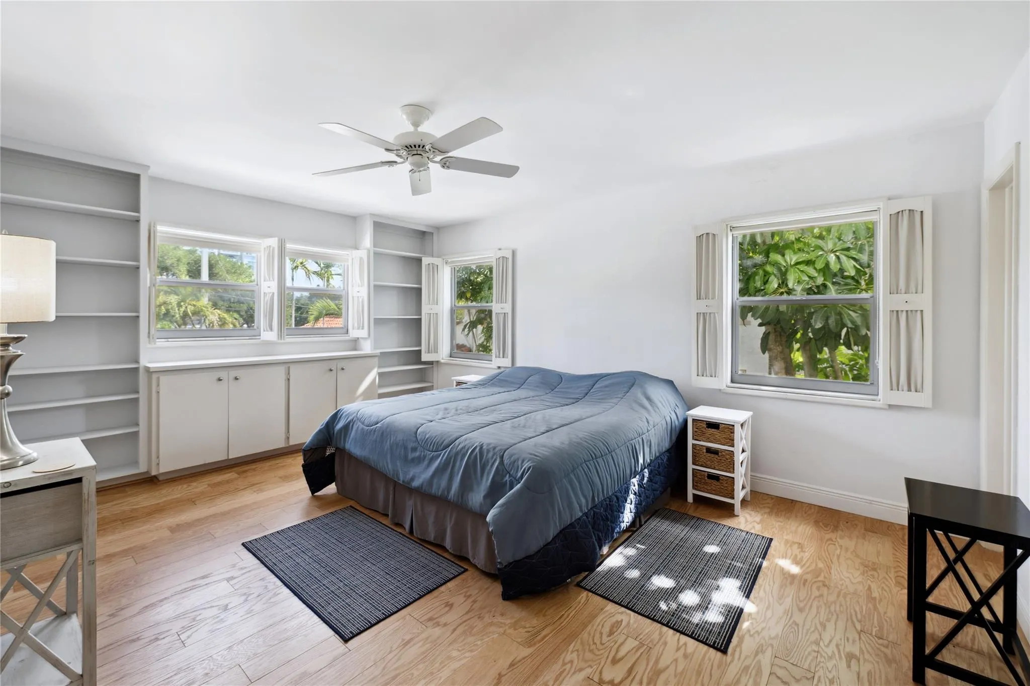 818 SE 4th St, #201