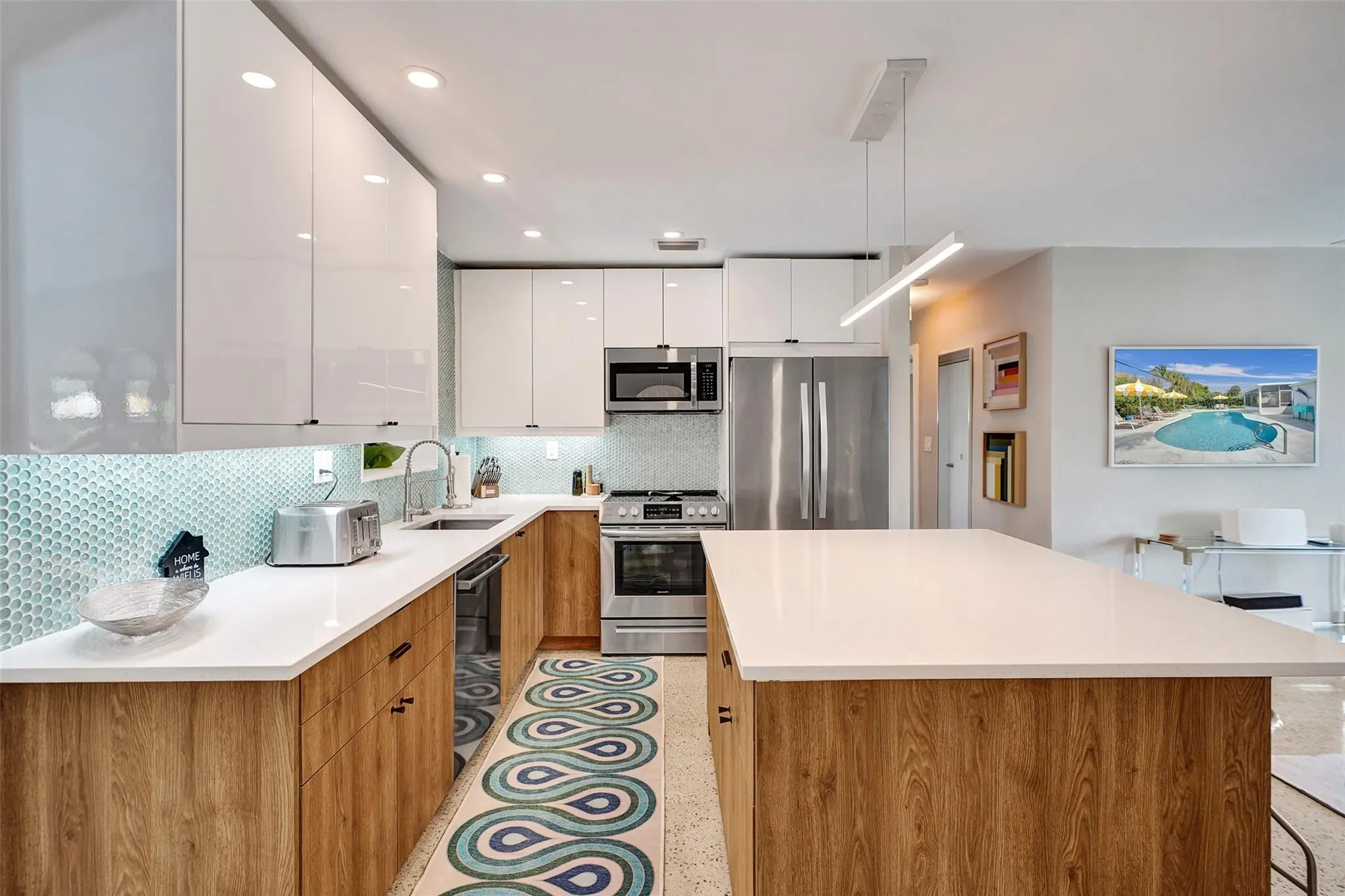 25 NE 26th Ct