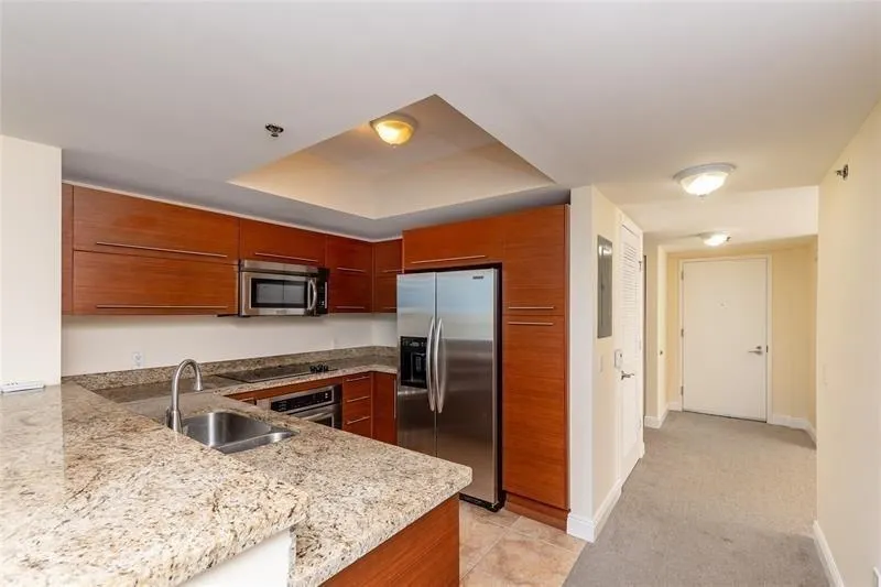 2641 N Flamingo Rd, #1902