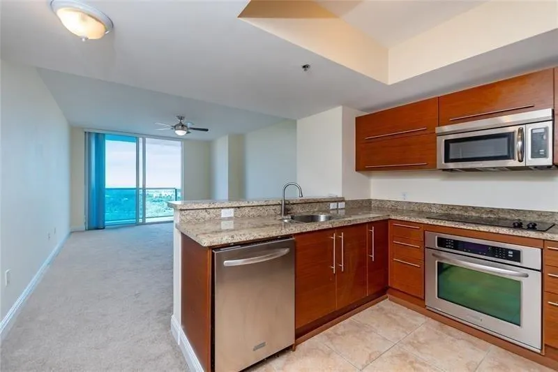 2641 N Flamingo Rd, #1902