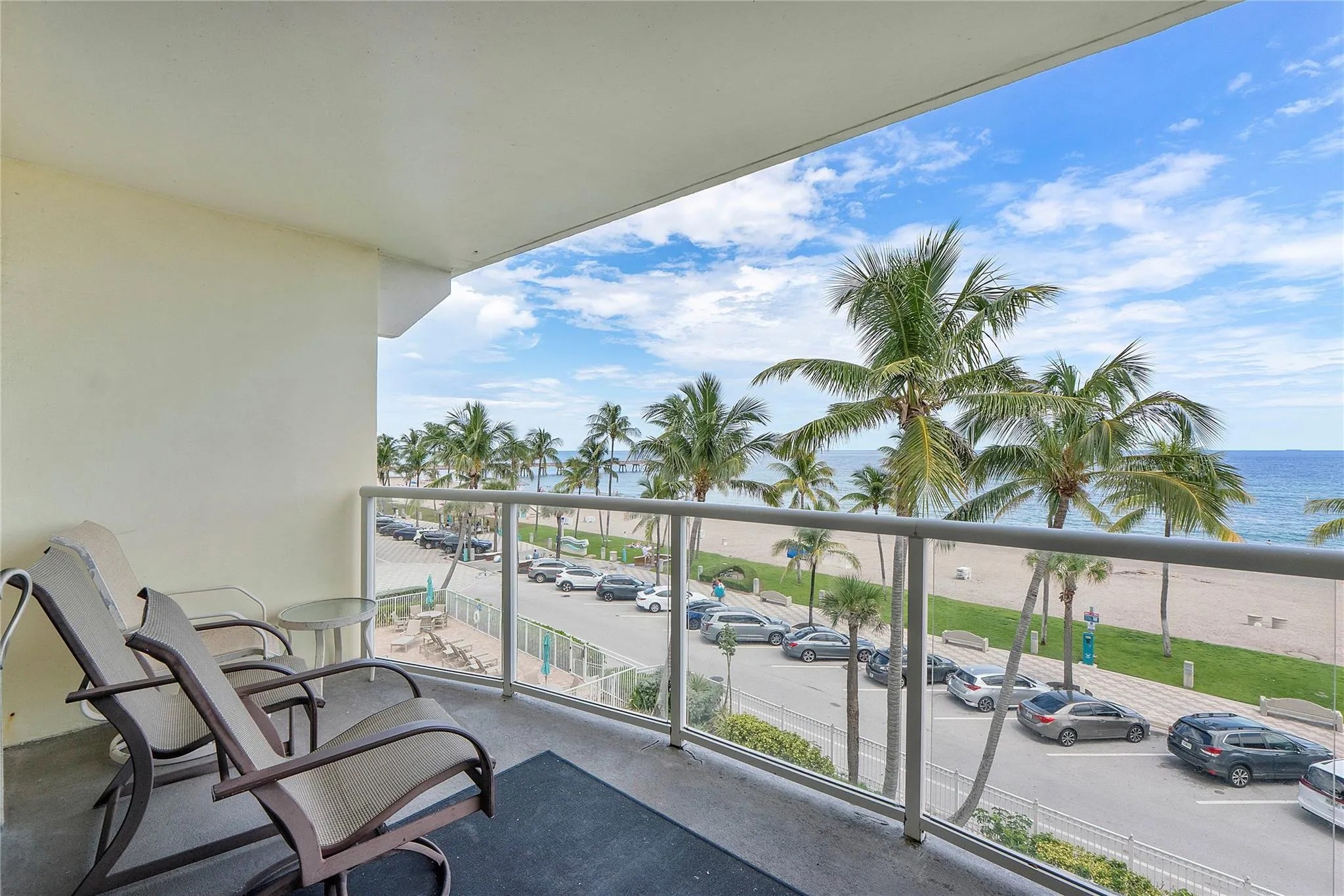 2080 E Hillsboro Blvd, #407