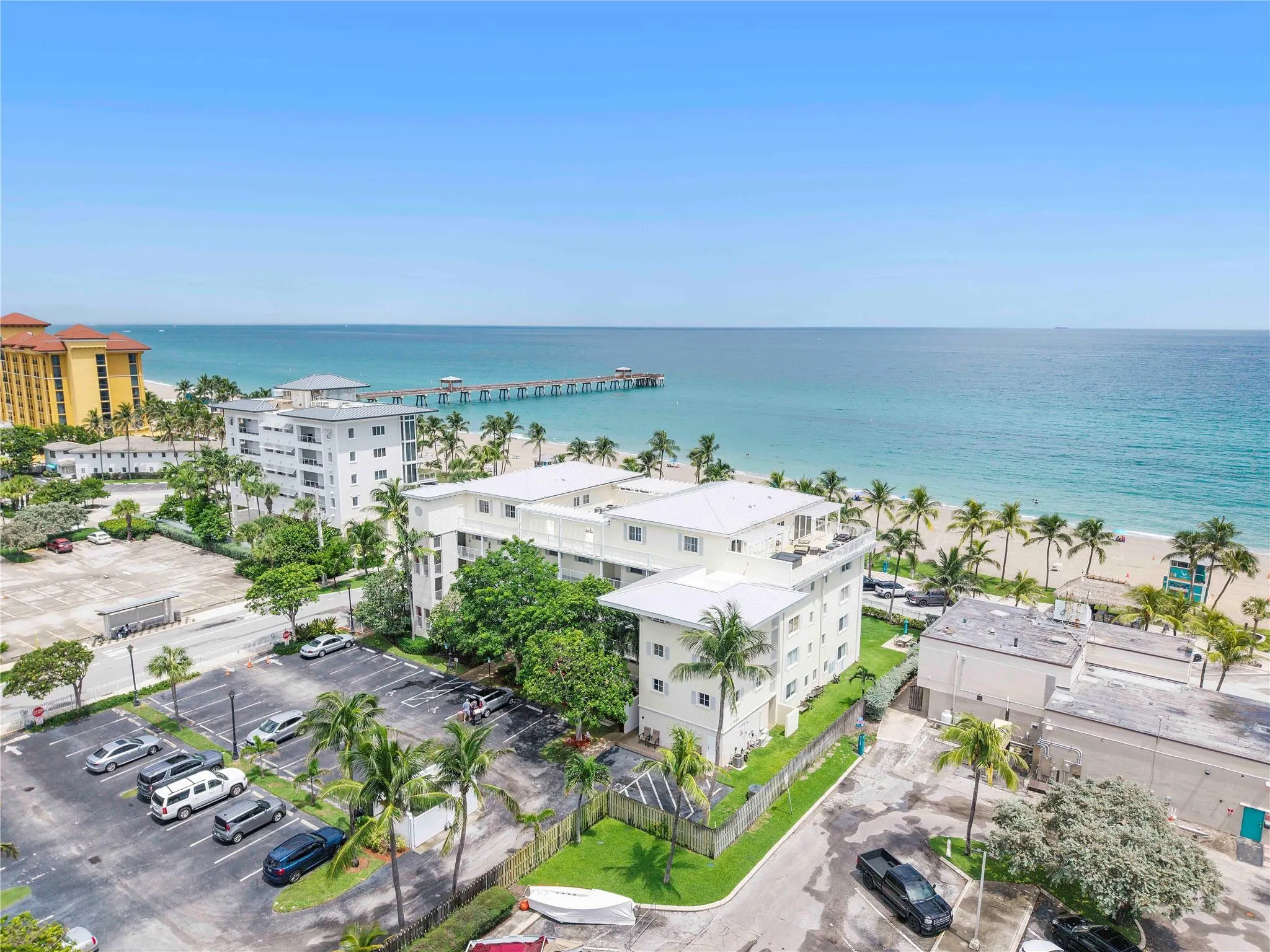 2080 E Hillsboro Blvd, #407