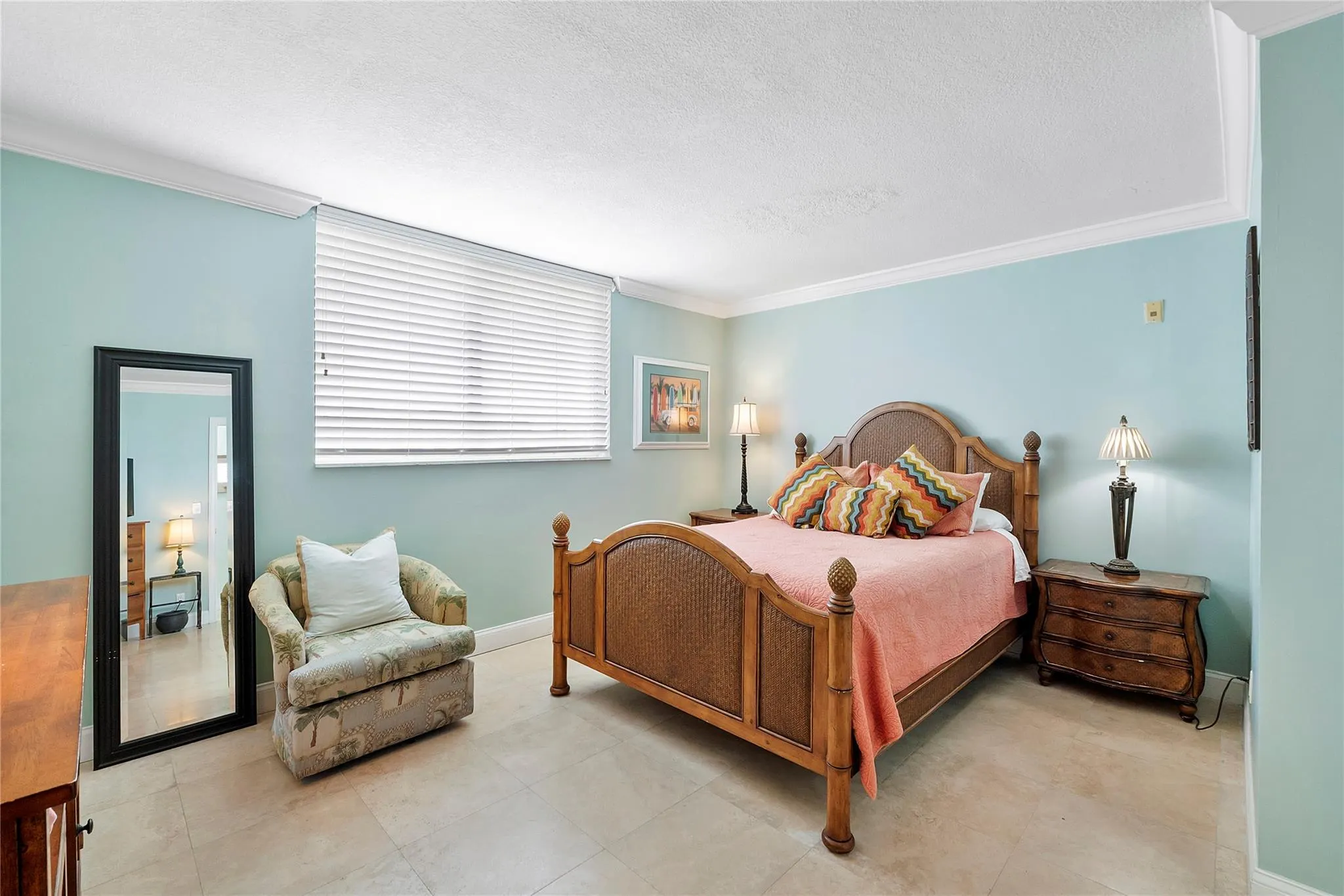 2080 E Hillsboro Blvd, #407