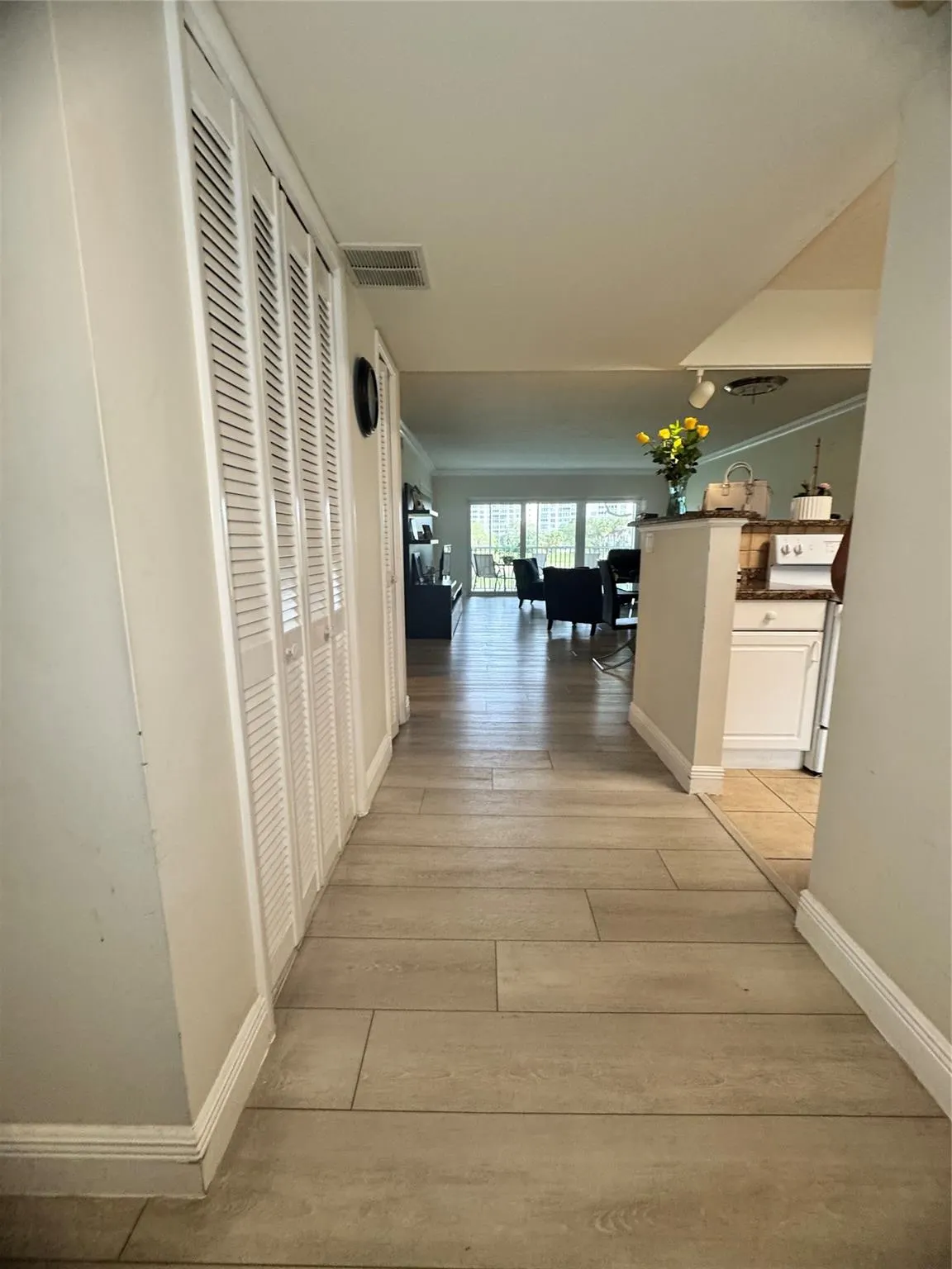 2850 N Palm Aire Drive, #207