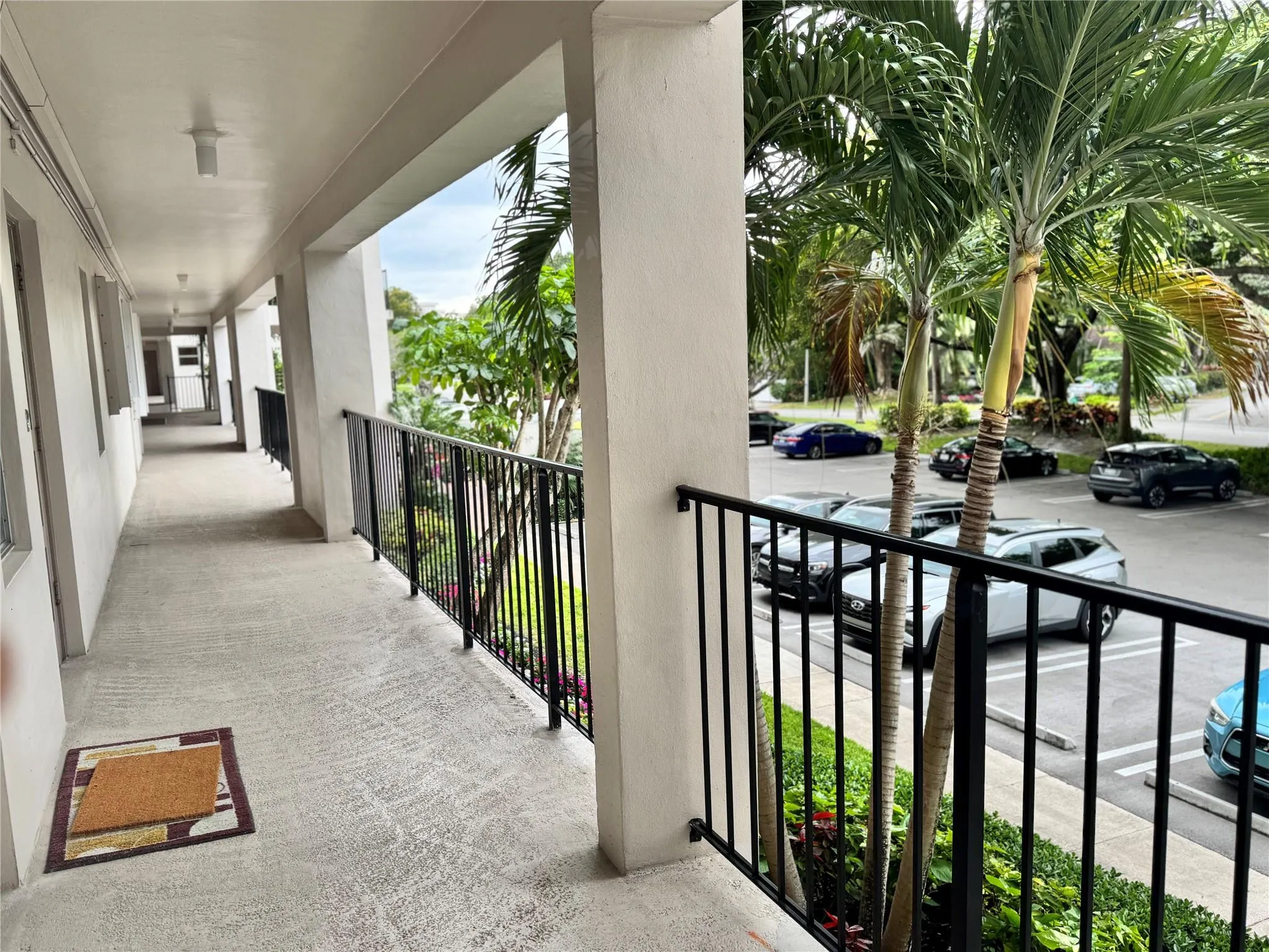 2850 N Palm Aire Drive, #207