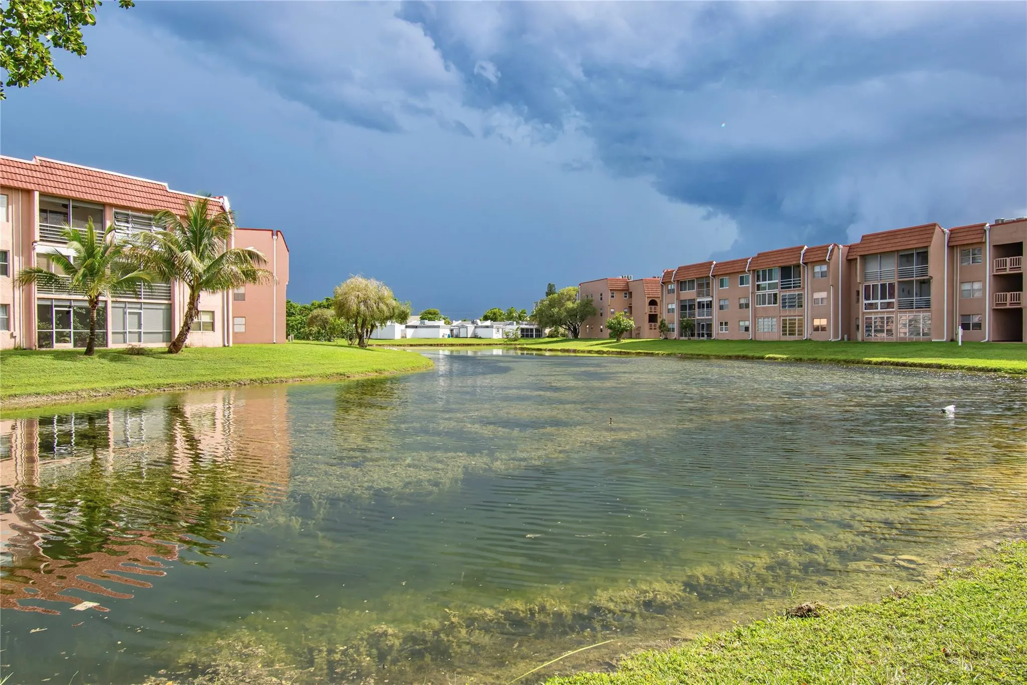 9460 Sunrise Lakes Blvd, #202