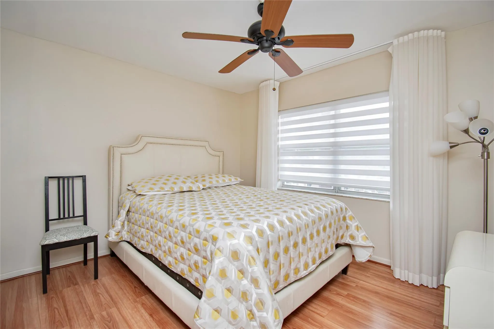 9460 Sunrise Lakes Blvd, #202