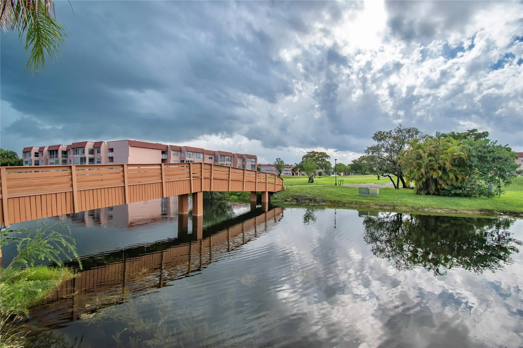 9460 Sunrise Lakes Blvd, #202