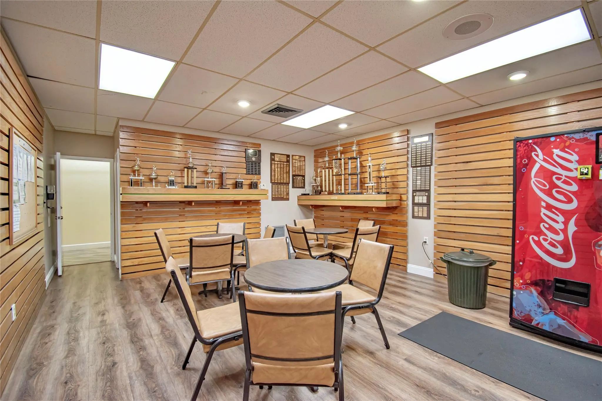 9460 Sunrise Lakes Blvd, #202