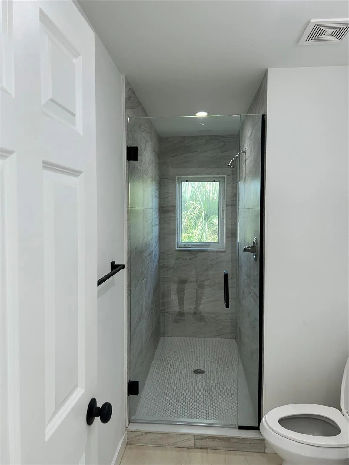 1117 NE 5th Ave, #3