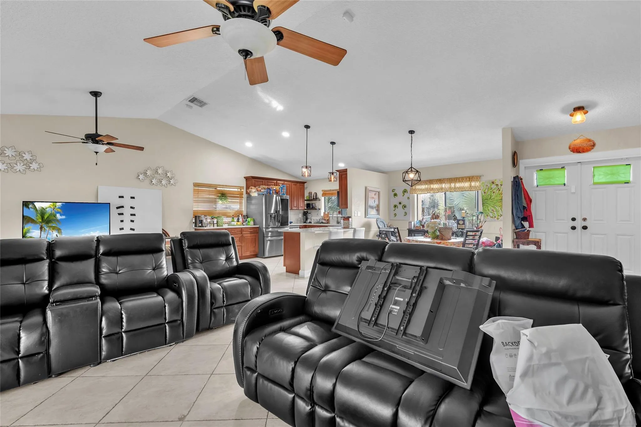 8621 NW 46th Ct