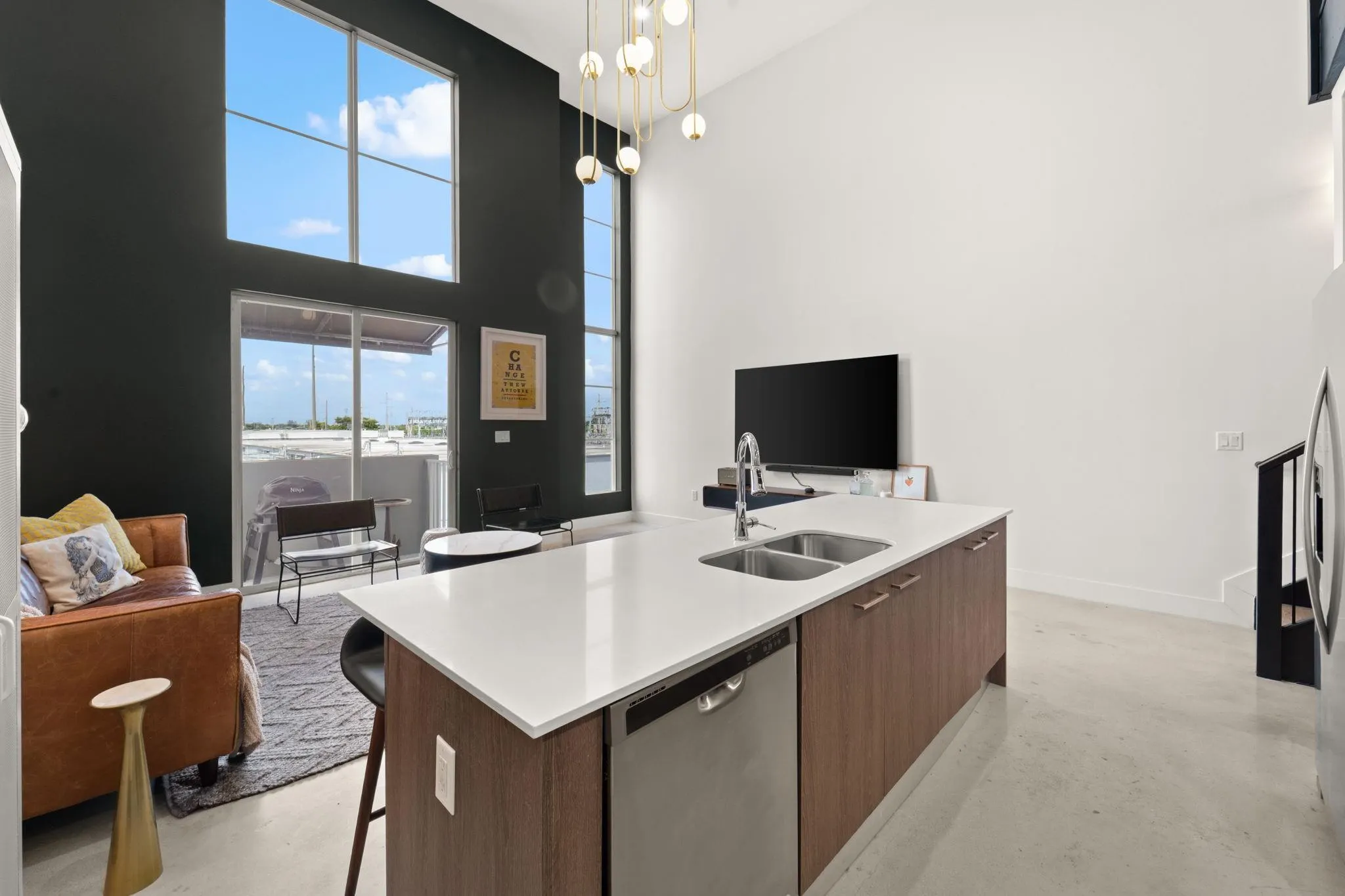 410 NE 36th St, #10