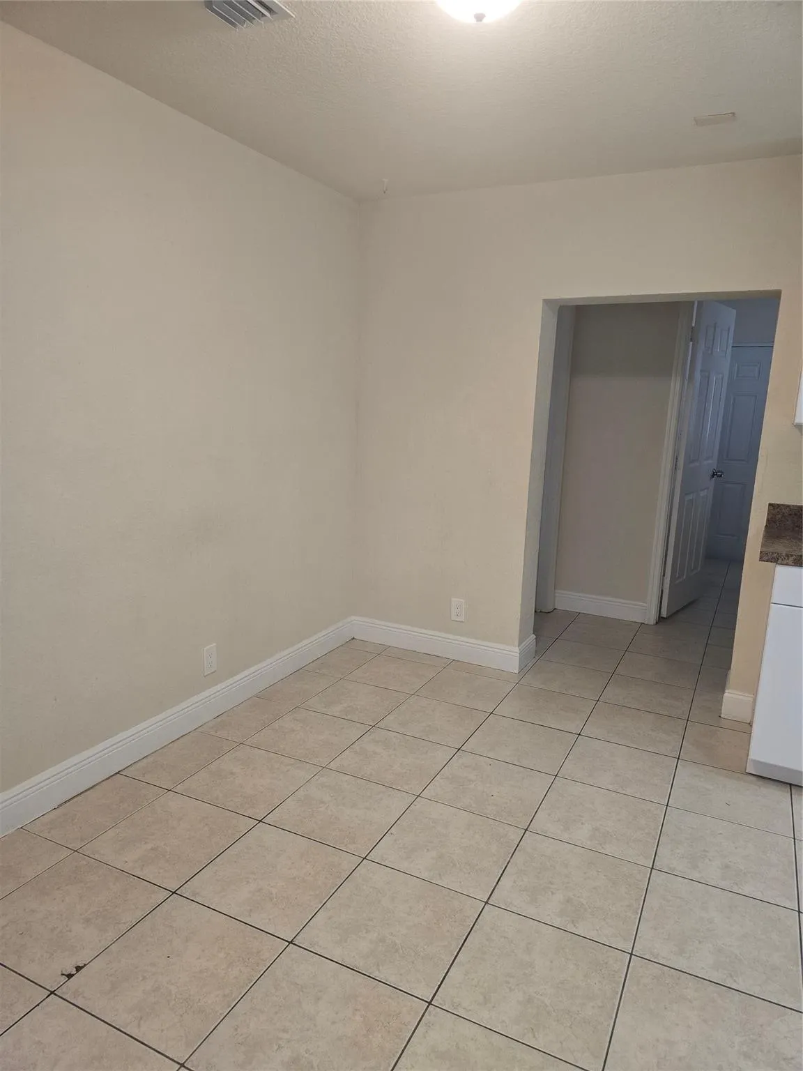 2324 NW 14th St